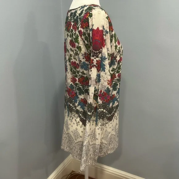 Johnny Was pullover top women’s size XS tropical birds summery vacation casual - Picture 9 of 16